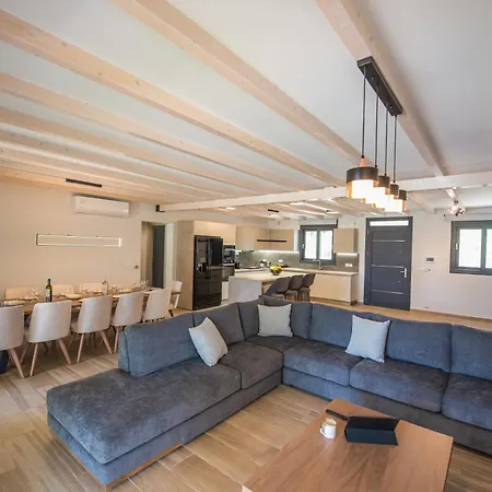 Olia * فاسيليكي